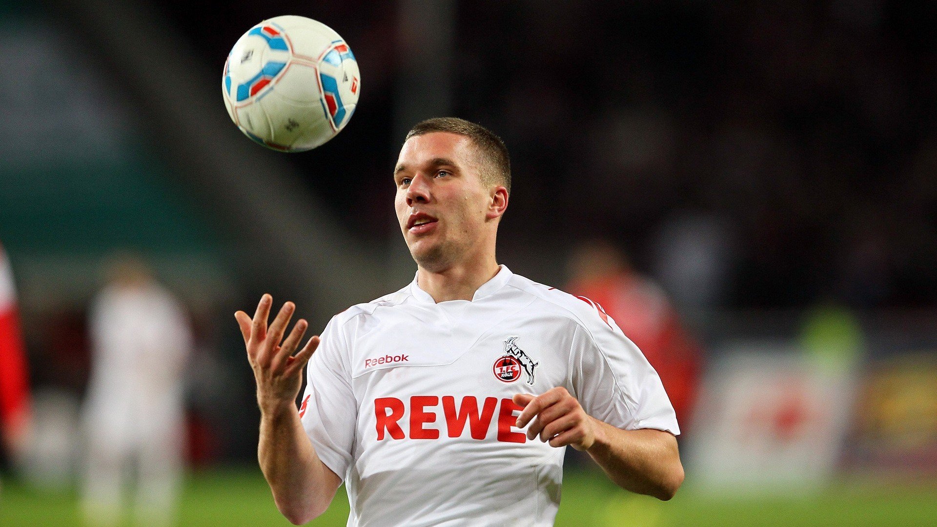 足坛老将挑战极限,意欲再战世界杯,2021世界足坛